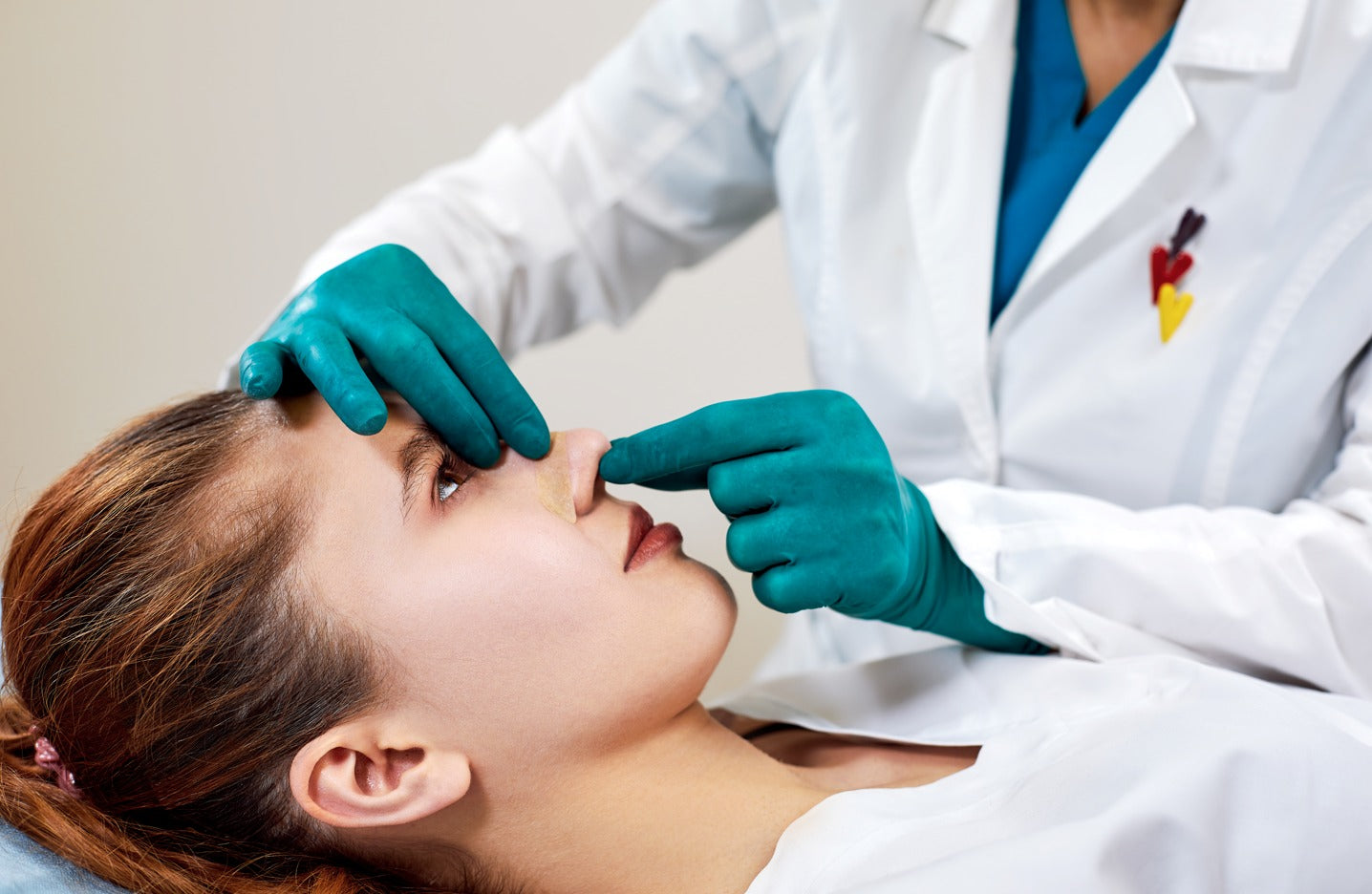 Nasenkorrektur (Rhinoplastik)